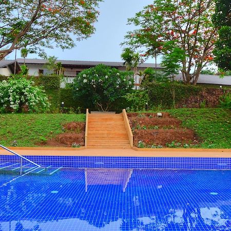 Avanilaya Villa Resort Goa Extérieur photo